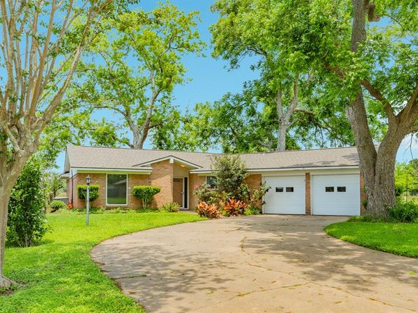 438 Wellshire Dr