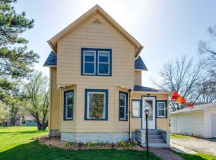 8014 East St, Spring Grove, IL 60081