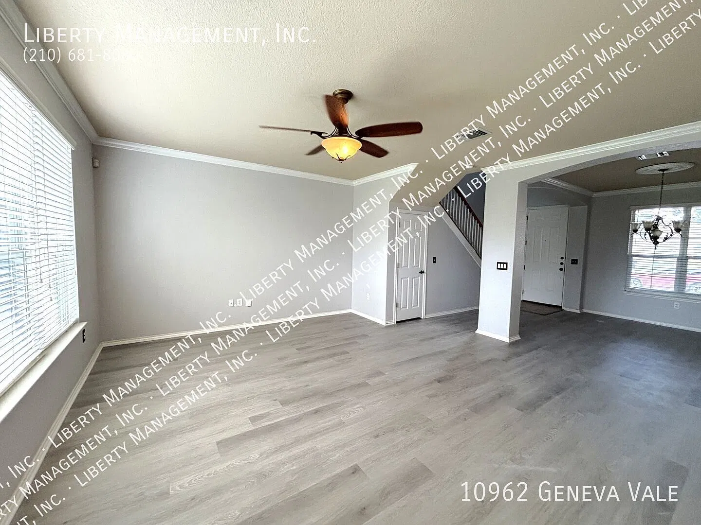 4 Bed, 2.5 Bath Home In Hills Of Shaenfield With Brand New Flooring — Photo 4
