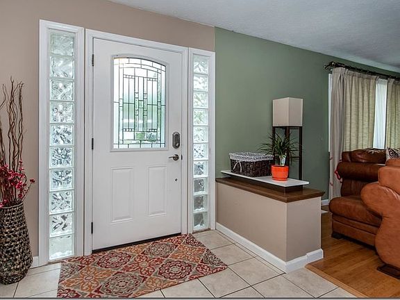 2nd image of 4725 Hillary Ln