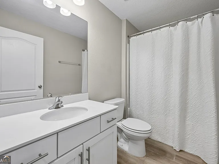 109 Angler Ln — Photo 17