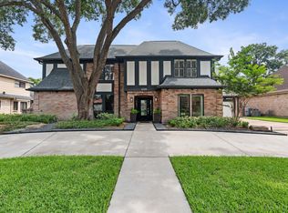 1110 Daria Dr, Houston, TX 77079