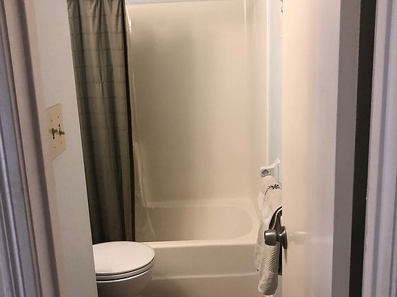 3rd image of 8506 Fairbrook Ln
