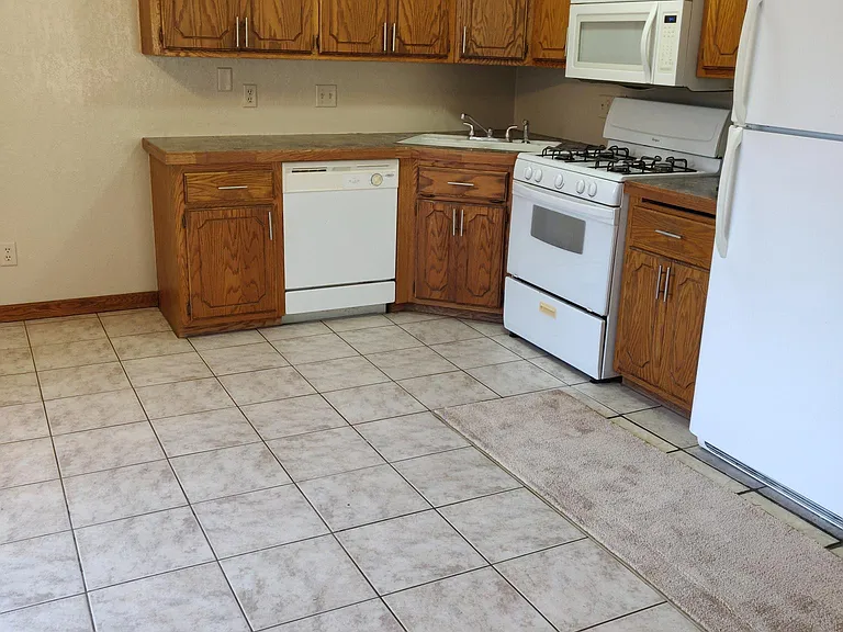 16106 Joplin Way — Photo 5