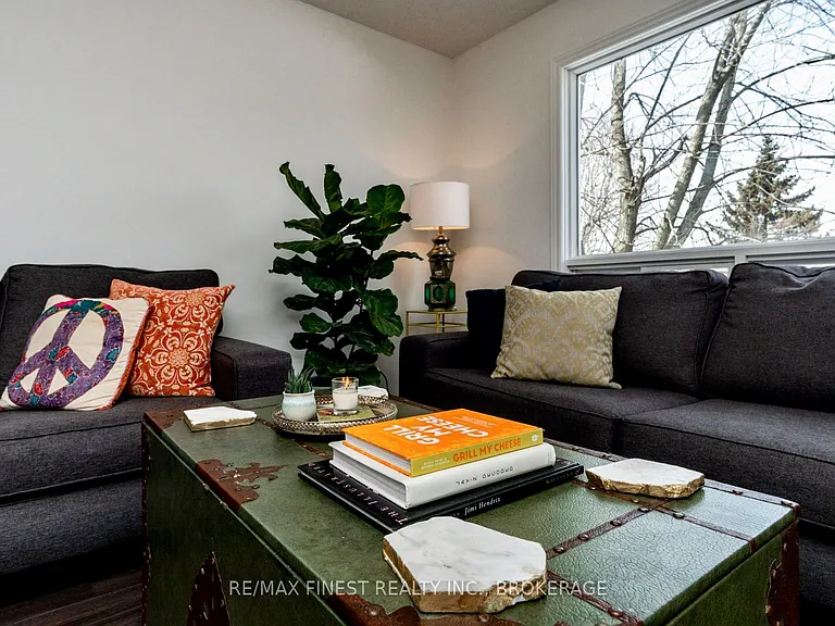 116 Fireside Ct — Photo 11