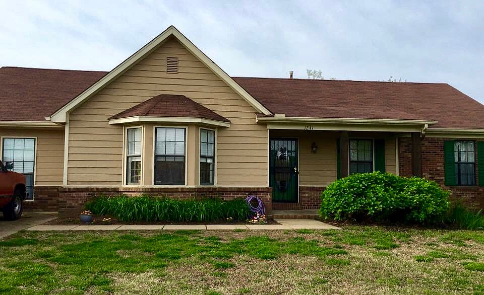 1st image of 1241 McLaughlin Dr