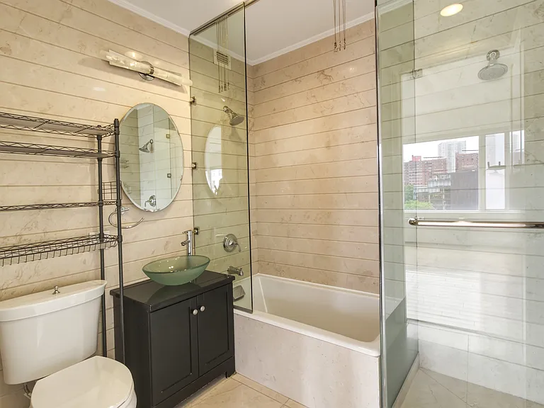 189 Bridge St #8C — Photo 8