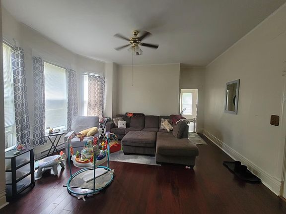 2nd image of 1023 N Seminary Ave APT 1