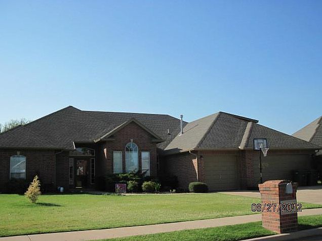 1st image of 2500 Richland Dr