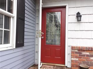 996 Dock Rd, Madison, OH 44057