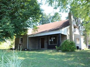 836 E Hill Dr, New Kensington, PA