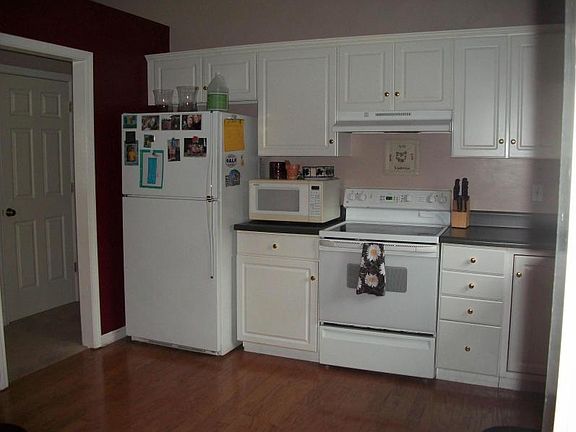 4th image of 729 Palmer Ave