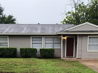 3735 State Oak Dr, Dallas, TX 75241