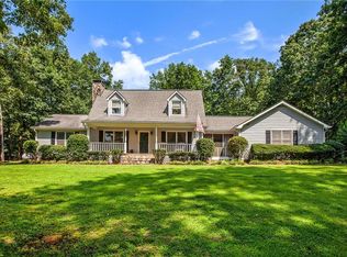 5915 Hendrix Rd, Cumming, GA 30040