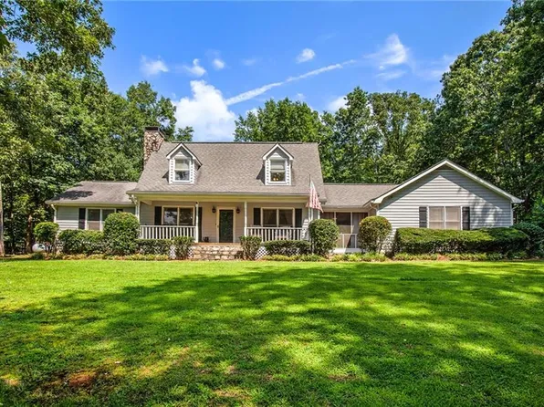 5915 Hendrix Rd, Cumming, GA 30040