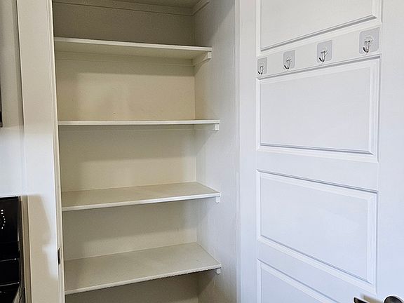 4th image of 516 Rooster Ln APT 202