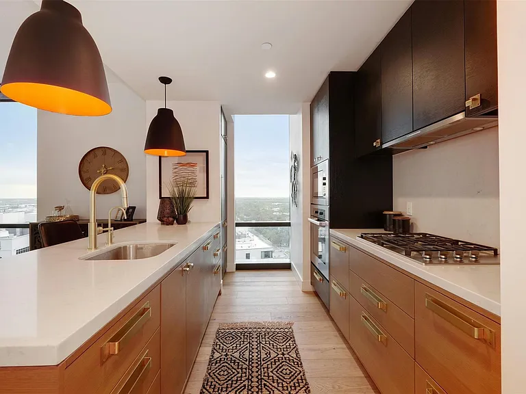 70 Rainey St #1807 — Photo 11