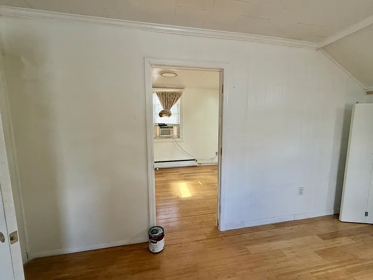 308 Davis Ave #2 — Photo 13
