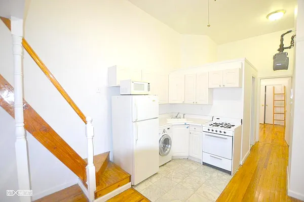 Rented by Corcoran | media 15