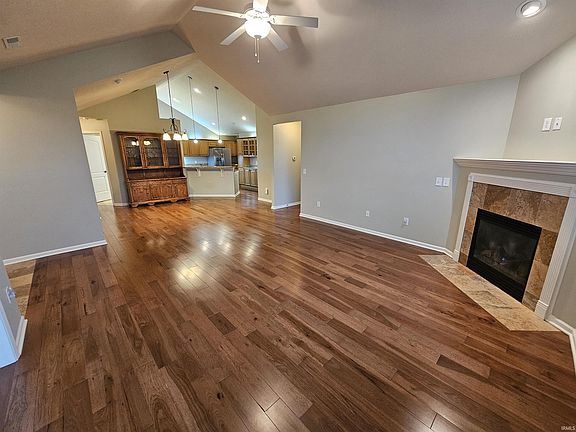 5th image of 832 Dublin Dr #16
