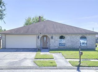 12931 Parlange Ct, New orleans, LA 70128