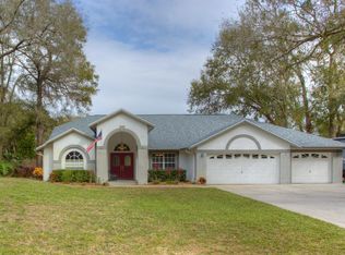 1107 Williams Rd, Lutz, FL 33558