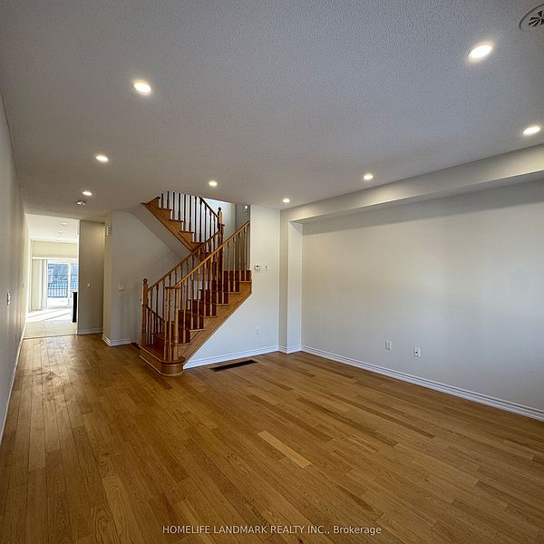 Markham Townhouse for rent - 3 Bedrooms — photo 6