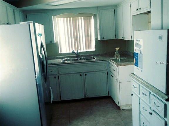 3rd image of 1216 Jennings Dr