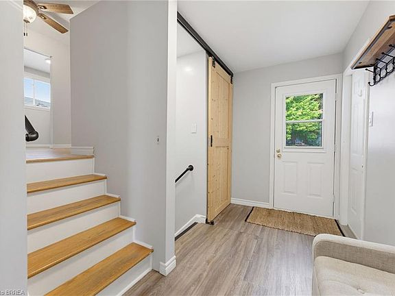 5th image of 35 Scott Rd