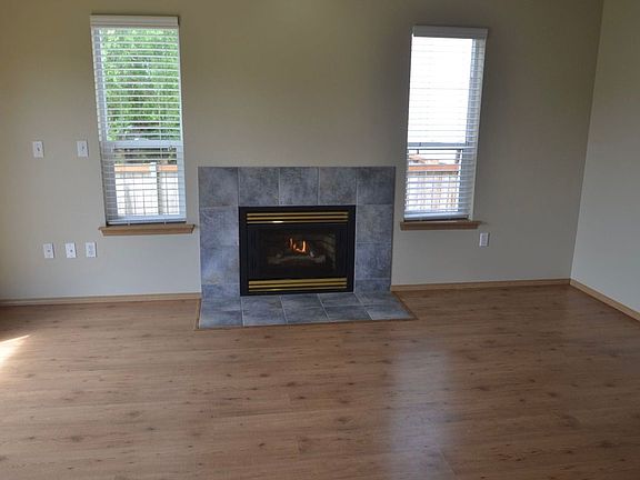 3rd image of 7810 144th Street Ct E