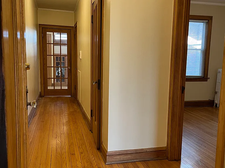 5202 W Henderson St — Photo 6