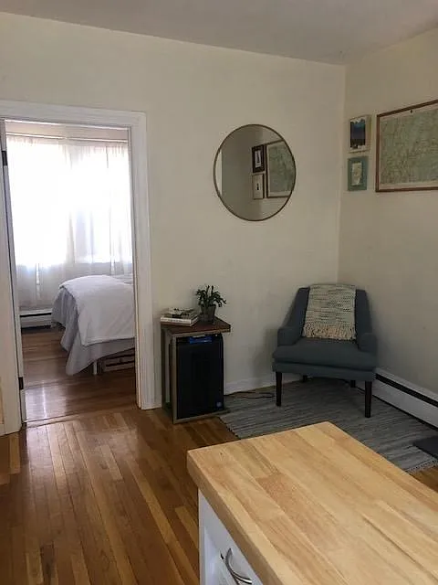 1 bed, 1.0 bath, 400 sqft, $2,350 — Photo 4