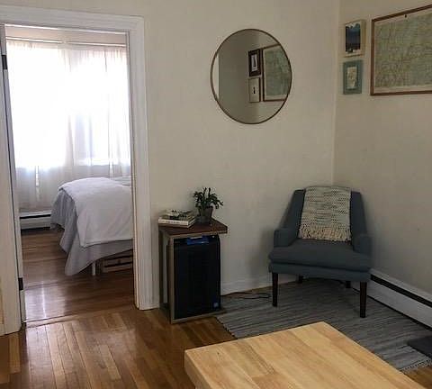 3rd image of 27 Melrose St APT 3