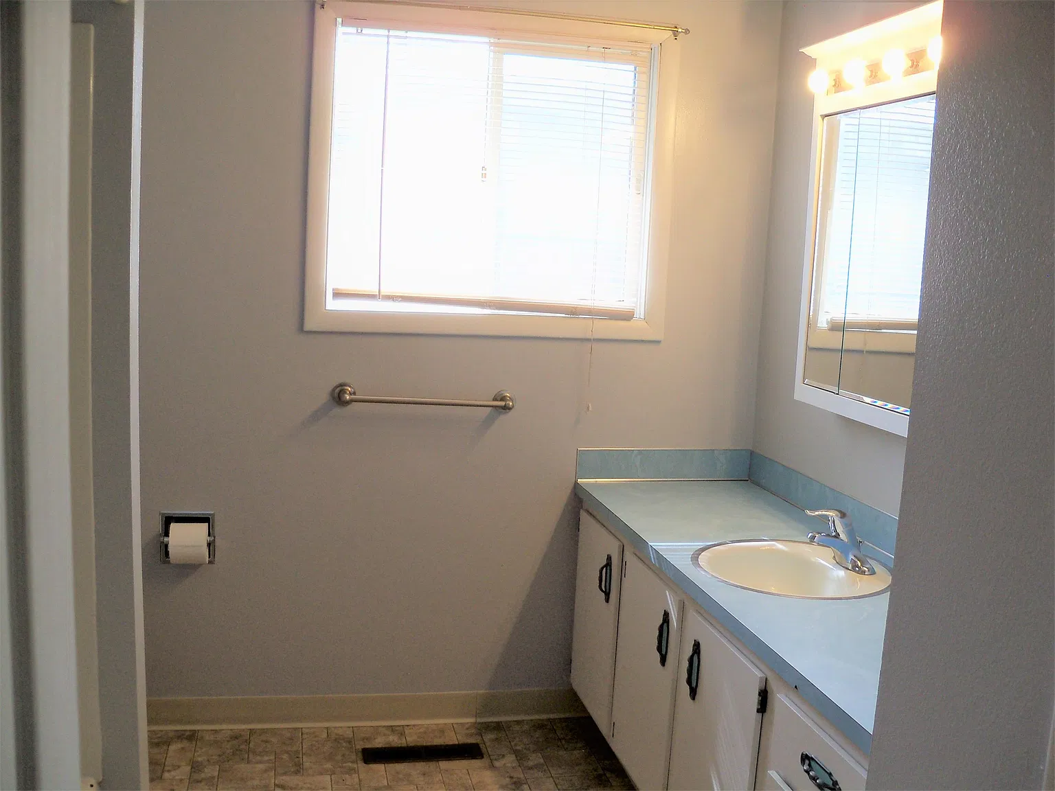 Sunnyside - 1 — Photo 3