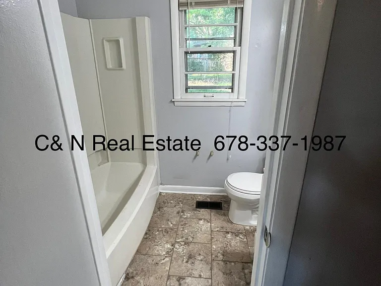 6201 Angus Cir NW — Photo 10