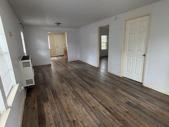 5th image of 1126 Pine St