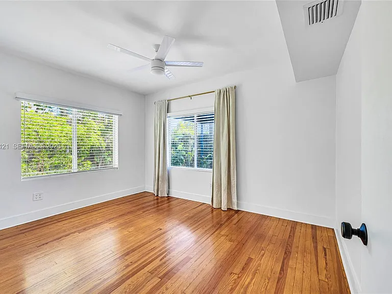 1337 SW 16th St #1337 — Photo 9