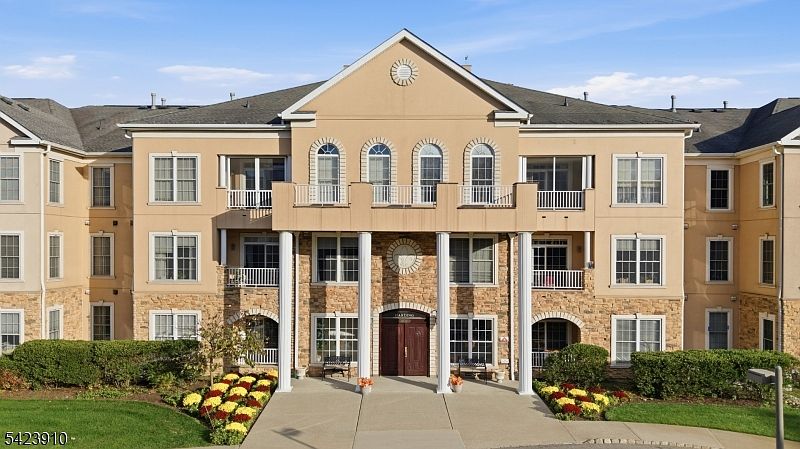 1st image of 2210 Johnson Dr
