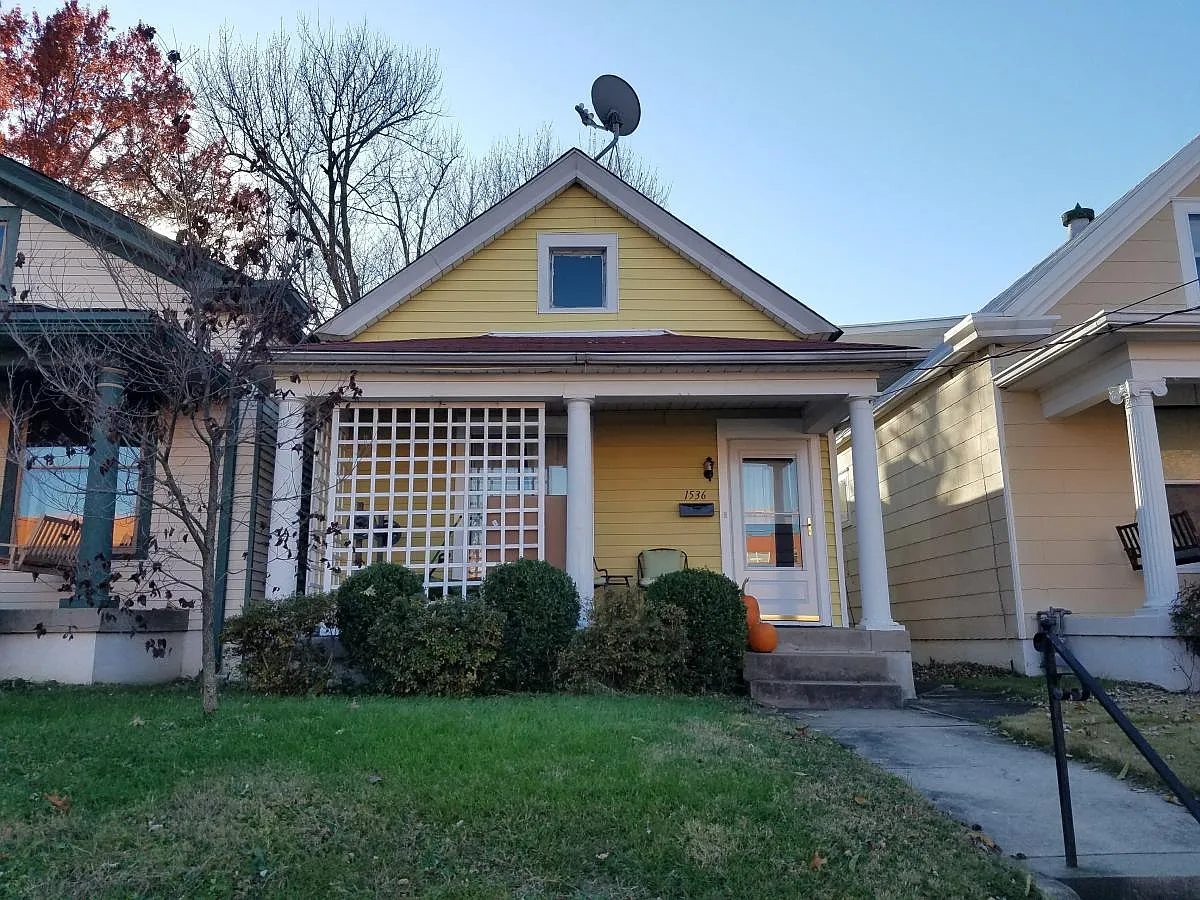 1 bed, 980 sqft, $1,450 — Photo 1