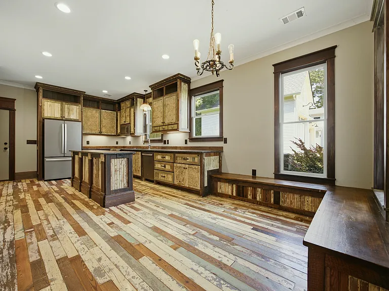 185 W Moreno St — Photo 21