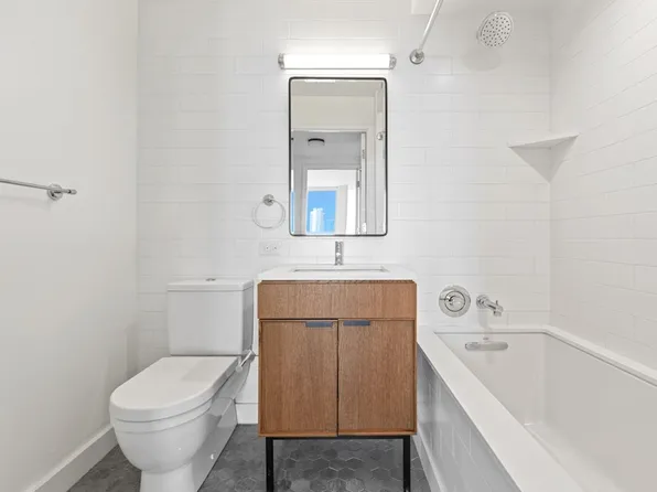 420 East 54th Street image 8 of 25