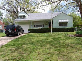 720 S Prairie Park Rd, Wichita, KS 67218