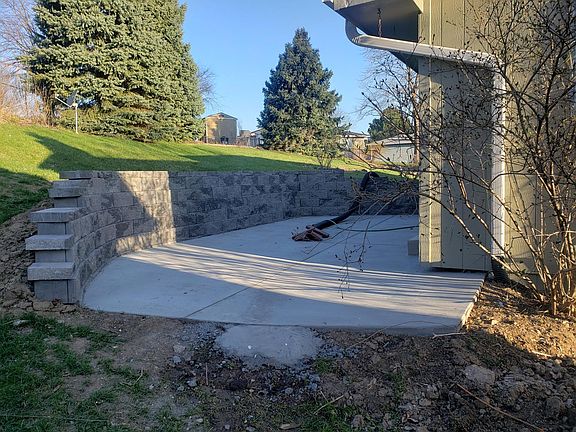 3rd image of 2512 S 161st Cir