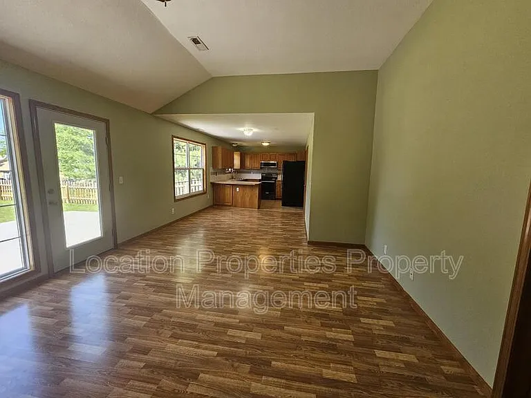 4104 Saddlehorn Dr — Photo 28