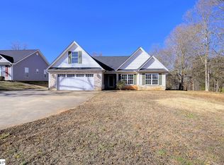86 Stallings Rd, Taylors, SC 29687