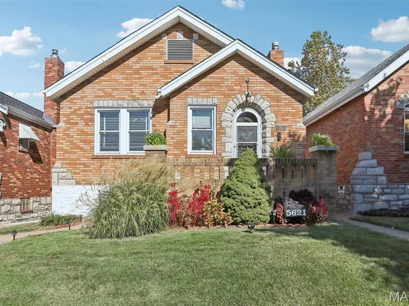 5621 Eichelberger St, Saint Louis, MO 63109