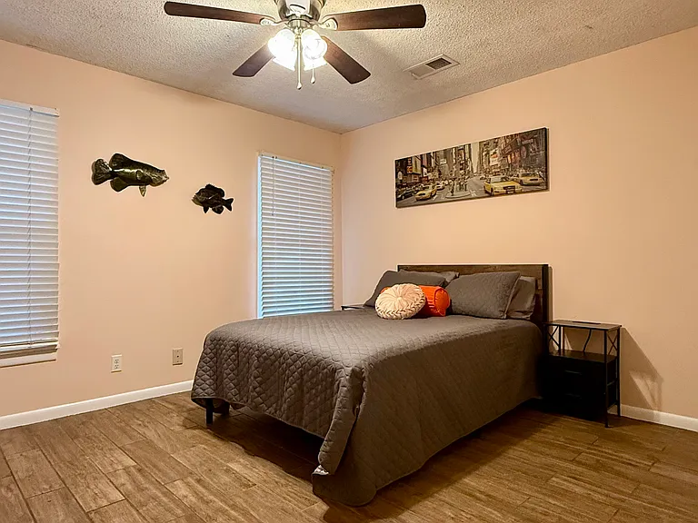 216 Camellia Dr — Photo 7