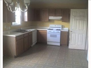 2nd image of 616 N Fm 1660