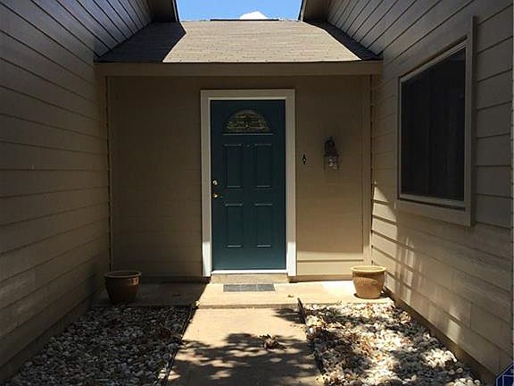 3rd image of 10214 Missel Thrush Dr