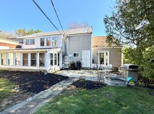 49 Winter St APT 5, Topsham, ME 04086